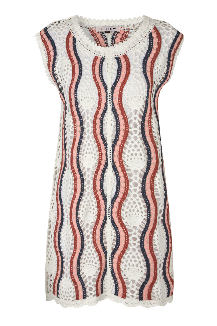 A View   Kjole   California Crochet Dress   White Peach Navy fra A-view